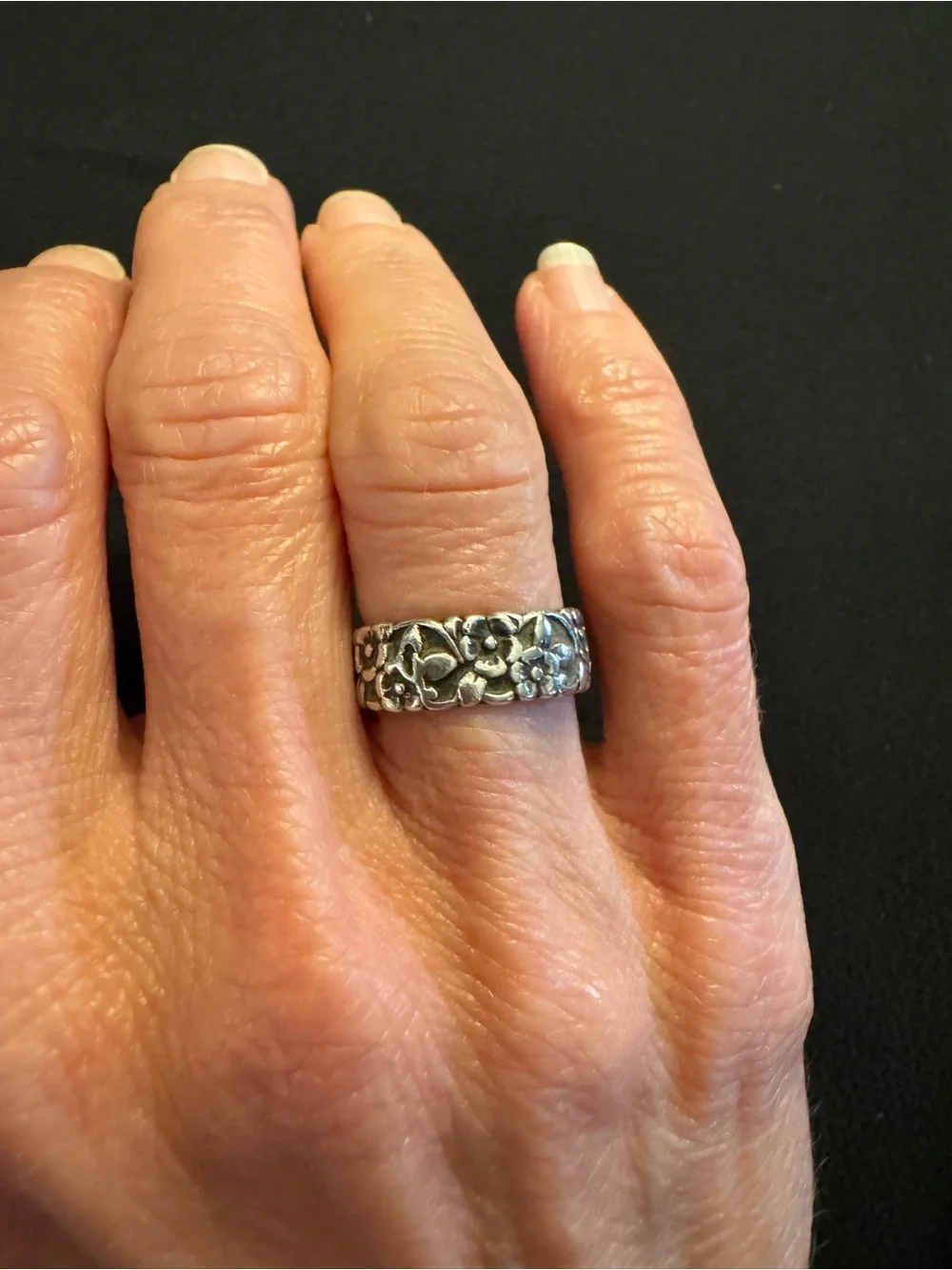 Sterling Silver Floral Band Ring - Silver Floral Design